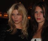 La nouvelle french touch, Clémence Poésy et Marine Vacht, invitées prestigieuses au dîner Chanel en l'honneur de Karl Lagerfeld à Antibes, le 8 mai 2011