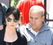 Selma Blair et son compagnon Jason Bleick dans les rues de Los Angeles le 10 mai 2011. L'actrice accompagnée de son ami se rendait à son rendez-vous hebdomadaire chez le médecin.