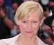 Tilda Swinton lors du photocall de We need to talk about Kevin , en sélection officielle au 64e Festival de Cannes, le 12 mai 2011.