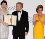 Guillaume Durand, Robert de Niro et Caroline Gruosi-Scheufele lors de la  remise des prix du Trophée Chopard, à Cannes, le 15 mai 2011