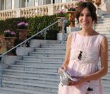 Alexa Chung irrésistible pour le défilé Chanel Cruise 2011 le 9 mai 2011 