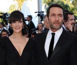 Gilles Lellouche et Mélanie Doutey amoureux à la projection de The Artist, le 15 mai 2011. 64e festival de Cannes 