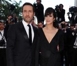 Gilles Lellouche et Mélanie Doutey amoureux à la projection de The Artist, le 15 mai 2011. 64e festival de Cannes<br />