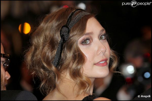 Elizabeth Olsen, habillée par The Row, lors de la présentation au festival de Cannes de Martha Marcy May Marlene le 15 mai 2011