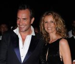 Jean Dujardin et Alexandra Lamy après la cérémonie de clôture et la remise des prix du festival de Cannes le 22 mai 2011