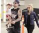 Nicole Richie et Joel Madden avec leur fils Sparoww. Los Angeles, 4 mai 2011 