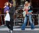 Nicole Richie avec son fils Sparroww, son mari Joel Madden et leur fille Harlow. Los Angeles, 6 avril 2011 