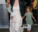 Heidi Klum avec ses deux filles, Helene et Lou qu'elle a eu avec Seal. Los Angeles, 12 mai 2011 