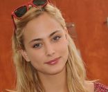 Nora Arnezeder lors des Internationux de France de Roland-Garros, à Paris, le 28 mai 2011.