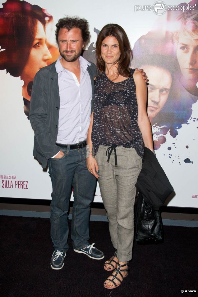 Alexandre Brasseur et sa femme Juliette à l'occasion de l'avant-première d' Un Baiser Papillon , à l'UGC Ciné-Cité de Bercy, à Paris, le 30 mai 2011.