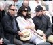 Jean Reno et son épouse Zofia lors du tournoi de Roland-Garros, le mardi 31 mai 2011. Bradley Cooper et Pierre Richard sont à leurs côtés. 