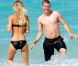 Le vice-capitaine du Bayern Munich Bastian Schweinsteiger, 26 ans, est indisponible pour la Mannschaft et on le comprend : le 1er juin 2011, il se reposait avec sa sublime compagne Sarah Brandner dans les flots turquoise de Miami.