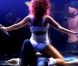 Rihanna, déchaînée, offre un lapdance à une femme du public à Baltimore