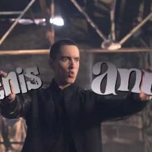 Images extraites du clip <em>Fast Lane</em> de Bad Meets Evil, duo formé par Royce Da 5'9" et Eminem, juin 2011.