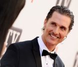 Matthew McConaughey à l\'occasion du Lifetime Achievement Award en hommage à Morgan Freeman, dans le cadre du 39e AFI, aux studios de Sony Pictures, à Los Angeles, le 9 juin 2011.