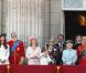 La princesse Catherine Middleton, le prince William, la reine Elizabeth II, le prince Philip, la duchesse de Cornouailles Camilla Parker Bowles, le prince Harry et d'autres membres de la famile royale lors du Trooping the Colour, célébration de l'anniversaire de la reine Elizabeth II, à Londres le 11 juin 2011