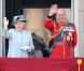La reine Elizabeth II et son mari le prince Philip lors du Trooping the colour, célébration de l'anniversaire de la reine Elizabeth II, au balcon du Buckingham Palace le 11 juin 2011 à Londres