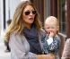 L'épouse d'Eric Dane depuis plus de six ans, Rebecca Gayheart, se promène avec sa fille Billie dans les rues de Beverly Hills le 12 juin 2011