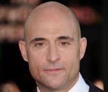 Mark Strong à l'avant-première de  Green Lantern  au Grauman's Chinese Theatre de Los Angeles, le 15 juin 2011.