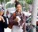 Katie Holmes : Look négligé pour shopping effréné