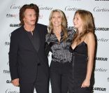 Robin Wright avec Sean Penn et leur fille Dylan en 2006<br />