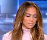 Jennifer Lopez sur le plateau de Laurence Ferrari le 14 juin 2011