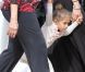 Jennifer Lopez entourée de ses enfants s'est amusée comme une folle au Parc Monceau à Paris le 16 juin 2011 
