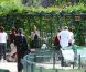 Jennifer Lopez et ses jumeaux Emme et Max au Parc Monceau à Paris le 16 juin 2011