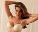 Aida Yespica à l'occasion de la nouvelle campagne printemps-été  2011 de la marque de lingerie SièLei.