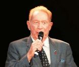 Charles Trenet, à Paris, le 10 mars 1996.