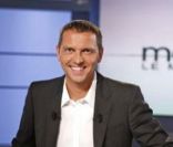 Thomas Hugues sur le plateau de Médias, le magazine 