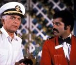 Isaac et Capitaine Stubing dans la croisière s'amuse !