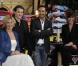Cécile de France, Bénabar, Gilles Lellouche et Mélanie Doutey lors de l\'avant-première de <em>Cars 2</em>, à Disneyland Paris, le 25 juin 2011.