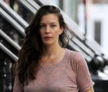 Liv Tyler sans maquillage dans les rues de New York en rentrant du sport. Juin 2011 