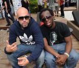 Sinik et Youssoupha lors d'un match de charité organisé dans le cadre des 24h à Makala, en juin 2011.
