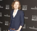 Julien Doré lors de la soirée organisée par Jaeger-LeCoultre pour fêter les 80 ans de sa célèbre montre Reverso. Paris, 28 juin 2011 
