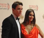 Jonathan Rhys-Meyers et sa girlfriend Reena, à Abu Dhabi, en octobre 2010. 