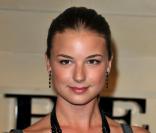 Emily VanCamp