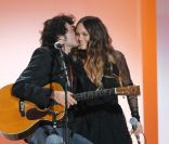 Vanessa Paradis et Matthieu Chedid en 2007.<br />