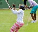 Les soeurs Williams à l'entraînement avant Wimbledon 2011. 