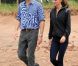  Un duel à la pagaie, des câlins et des regards complices : William et Kate ont adoré leur journée dans la grisaille à l'île du prince Edward. 
 Le prince William et la duchesse Catherine de Cambridge poursuivaient  leur Royal Tour 2011 du Canada lundi 4 juillet 2011 du côté de l'Île du  Prince Edouard. 