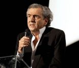 BHL au grand meeting organisé pour une Syrie démocratique, le 4 juillet 2011, à Paris. 