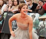 Emma Watson lors de l'avant-première mondiale de Harry Potter et les Reliques de la mort - partie II le 7 juillet 2011 à Londres
