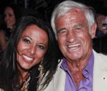 Jean-Paul Belmondo et Barbara Gandolfi à Monaco en mai 2011<br />