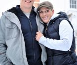 Zara Phillips et Mike Tindall, qui se marieront le 30 juillet 2011 à Canongate Kirk, à Edimbourg (Ecosse), n'ont pas intérêt à vendre les images de leur mariage dans le dos de la reine...