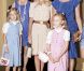 Pendant que Stéphane Bern expose le mariage princier au Musée Océanographique, le Forum Grimaldi propose une plongée dans les fastes des maisons royales d'Europe. Une exposition inaugurée le 10 juillet par la princesse Caroline de Hanovre et son amie la princesse Camilla de Bourbon-Siciles. 