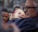 Exclu des cérémonies de la Fête nationale suivies par la famille royale, le prince Laurent de Belgique s'est rabattu sur un concert public, Place du Jeu de la balle, à Bruxelles, le 21 juillet 2011. Son épouse la princesse Claire a profité de cete apparition publique pour montrer sa solidarité et son amour envers son mari controversé.