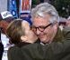 Exclu des cérémonies de la Fête nationale suivies par la famille royale, le prince Laurent de Belgique s'est rabattu sur un concert public, Place du Jeu de la balle, à Bruxelles, le 21 juillet 2011. Son épouse la princesse Claire a profité de cete apparition publique pour montrer sa solidarité et son amour envers son mari controversé.