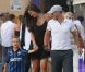 Wesley Sneijder se balade dans Saint-Tropez le 25 juillet 2011 avec sa femme Yolanthe Cabau et son fils Jessey. CE dernier semble bien les faire rire ! 