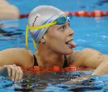 Mondiaux de natation de Shanghai 2011 : Federica Pellegrini réalise le doublé 200-400 m nage libre, comme à Rome en 2009, mais avec Philippe Lucas cette fois. 